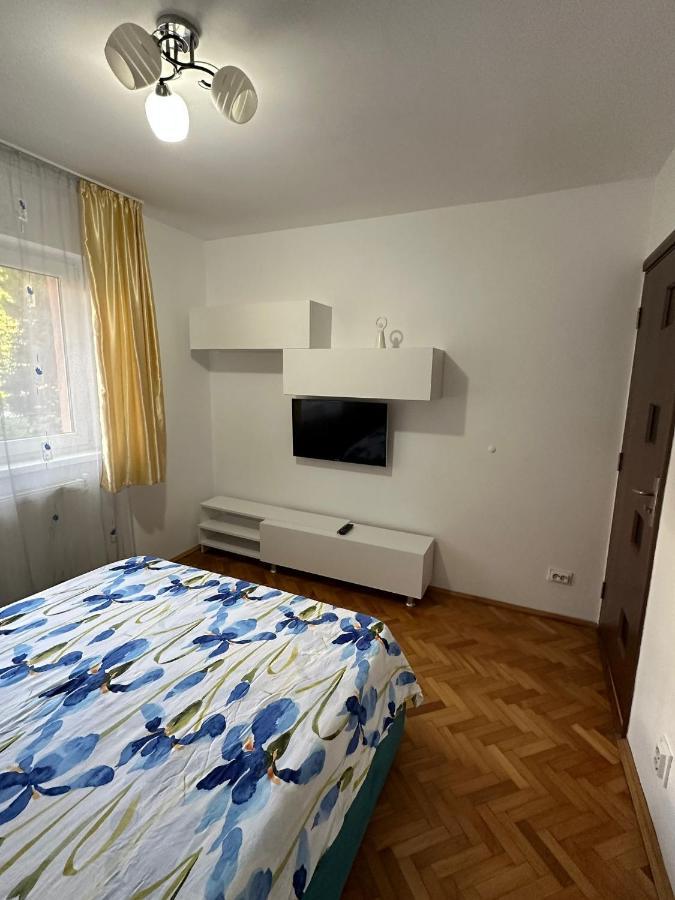 Apartamento Apartament Untold Turda Exterior foto